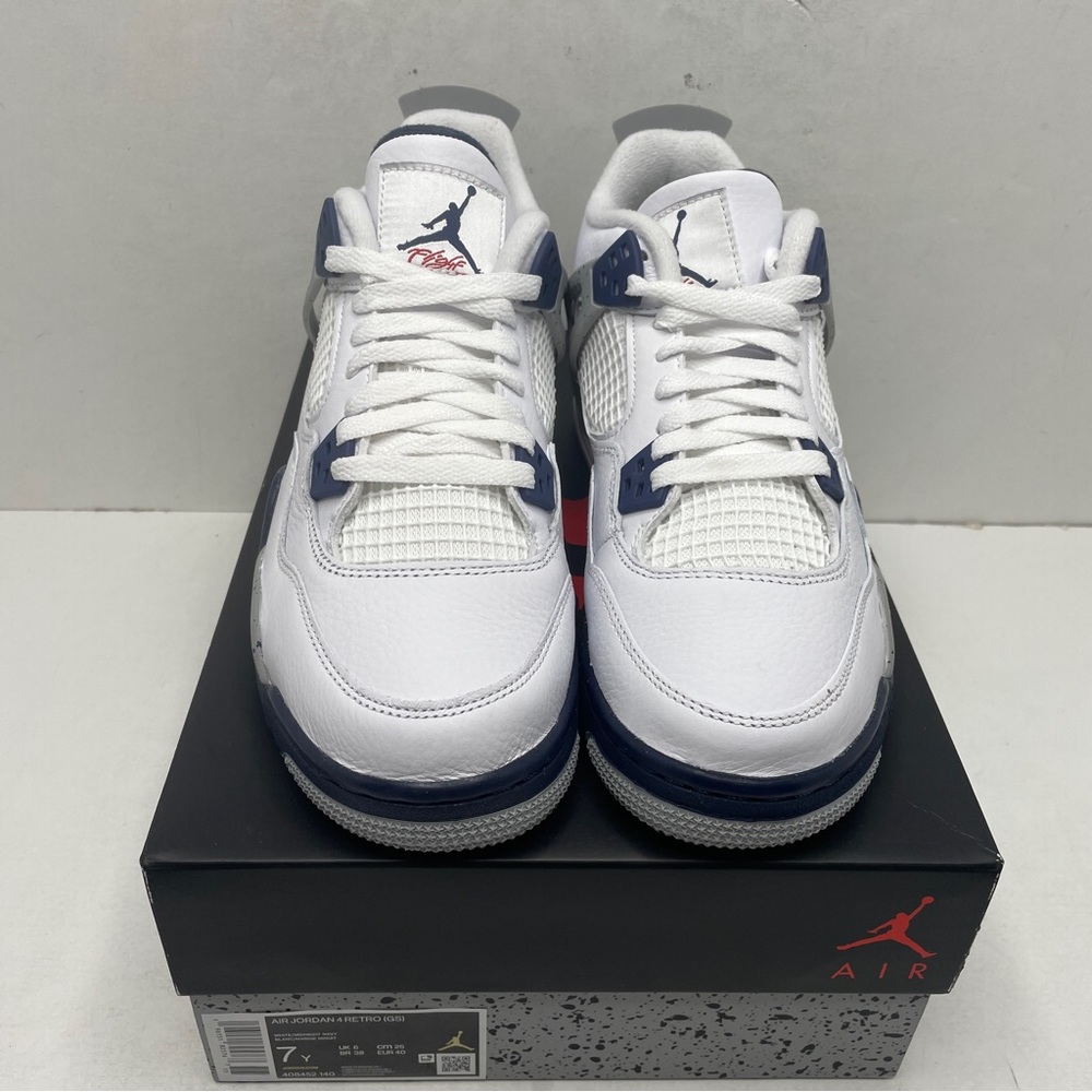 Nike Air Jordan 4 Retro GS “Midnight Navy” 2022 - Picture 2 of 4